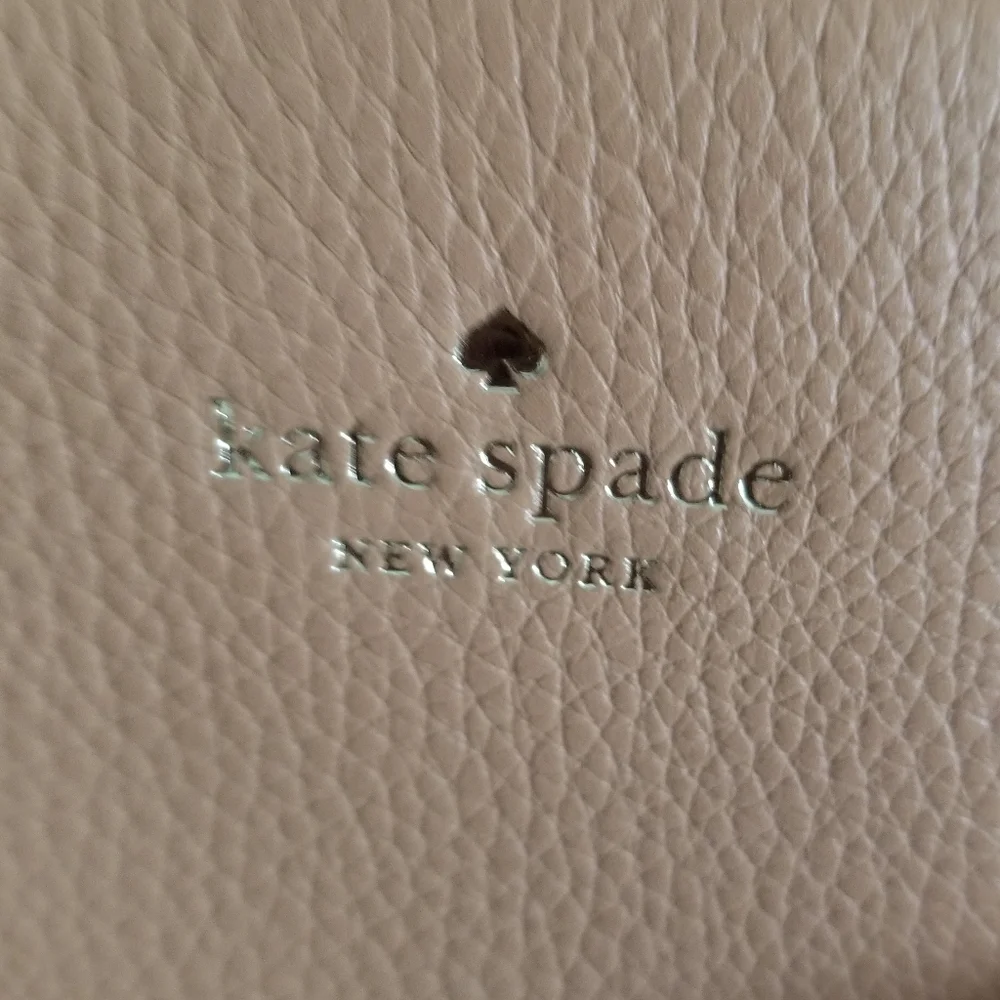 SOLD! NWT KATE SPADE ♠️ MARYAM PALMER DRIVER PEBBLED LEATHER Tiramisu/Tan - Picture 7 of 16